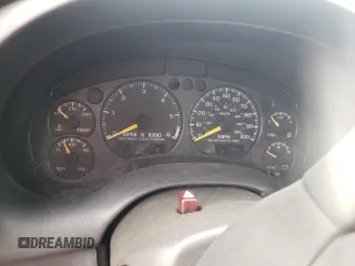2000 GMC Sonoma SLS with VIN 1GTCS19W2Y8201805, listed as a Copart auction lot 43633925 with 0 mi miles and Salvage Title. Bid and sale history available at carsss.com. Image 9.