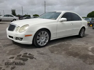 2008 Mercedes-Benz E 350 Luxury z VIN WDBUF56X88B250022, wystawiony jako Copart lot #59788895 z przebiegiem 110 565 mil mil oraz Szkoda całkowita • Salvage title. Historia ofert i sprzedaży dostępna na DreamBid. Obrazek 1.