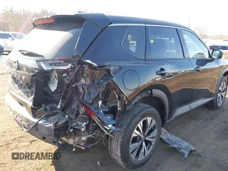 2021 Nissan Rogue SV z VIN 5N1AT3BB2MC699157, wystawiony jako IAAI lot #41416057 z przebiegiem 62 018 mil mil oraz . Historia ofert i sprzedaży dostępna na DreamBid. Obrazek 6.