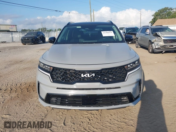2023 Kia Sorento EX z VIN 5XYRH4LF9PG205862, wystawiony jako IAAI lot #42308924 z przebiegiem 19 433 mil mil oraz . Historia ofert i sprzedaży dostępna na DreamBid. Obrazek 12.