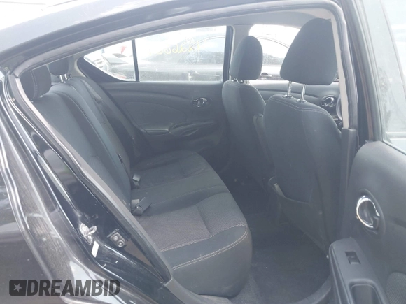 2016 Nissan Versa SV z VIN 3N1CN7AP1GL858032, wystawiony jako IAAI lot #42266679 z przebiegiem 137 097 mil mil oraz . Historia ofert i sprzedaży dostępna na DreamBid. Obrazek 8.