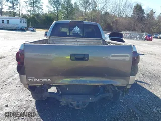 2007 Toyota Tundra SR5 with VIN 5TFRV54107X012529, listed as a IAAI auction lot 41738182 with 313,910 mi miles. Bid and sale history available at carsss.com. Image 16.