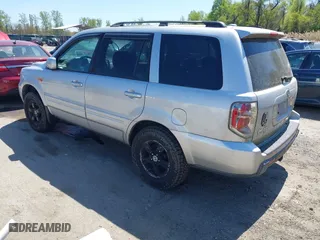 2008 Honda Pilot SE with VIN 5FNYF18338B036073, listed as a IAAI auction lot 42069377 with 191,324 mi miles. Bid and sale history available at carsss.com. Image 3.