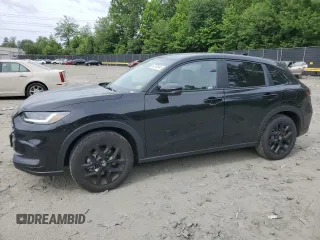 2024 Honda HR-V Sport z VIN 3CZRZ1H51RM727350, wystawiony jako Copart lot #60375045 z przebiegiem 12 188 mil mil oraz Szkoda całkowita • Salvage title. Historia ofert i sprzedaży dostępna na DreamBid. Obrazek 1.
