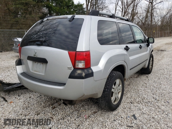 2004 Mitsubishi Endeavor LS with VIN 4A4MN21S54E085269, listed as a Copart auction lot 81227024 with 169,188 mi miles and Salvage Title. Bid and sale history available at carsss.com. Image 4.