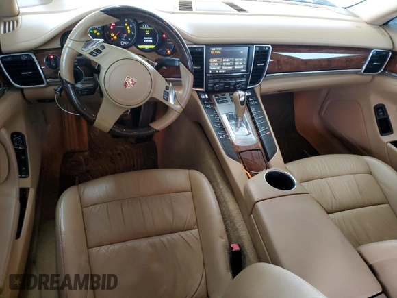 2012 Porsche Panamera z VIN WP0AA2A75CL014357, wystawiony jako Copart lot #44715915 z przebiegiem 119 122 mil mil oraz Czysty tytuł • Clean title. Historia ofert i sprzedaży dostępna na DreamBid. Obrazek 8.