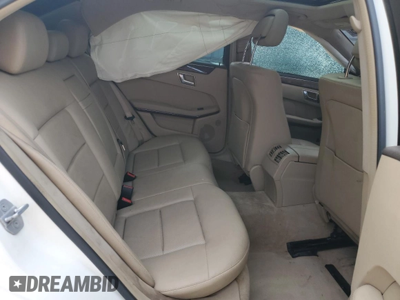2010 Mercedes-Benz E 350 Luxury z VIN WDDHF8HB3AA147100, wystawiony jako Copart lot #55555295 z przebiegiem 165 873 mil mil oraz Szkoda całkowita • Salvage title. Historia ofert i sprzedaży dostępna na DreamBid. Obrazek 10.