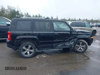2017 Jeep Patriot High Altitude z VIN 1C4NJRFB9HD162469, wystawiony jako IAAI lot #42188220 z przebiegiem 29 056 mil mil oraz . Historia ofert i sprzedaży dostępna na DreamBid. Obrazek 14.