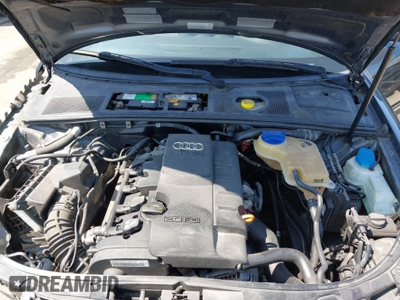 2007 Audi A4 2.0T z VIN WAUDF48H37K022703, wystawiony jako IAAI lot #41871461 z przebiegiem 121 277 mil mil oraz . Historia ofert i sprzedaży dostępna na DreamBid. Obrazek 10.
