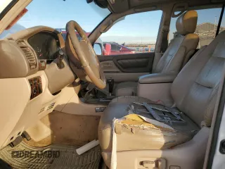2000 Toyota Land Cruiser z VIN JT3HT05J0Y0122711, wystawiony jako Copart lot #86929954 z przebiegiem Nie podano mil oraz Czysty tytuł • Clean title. Historia ofert i sprzedaży dostępna na DreamBid. Obrazek 7.