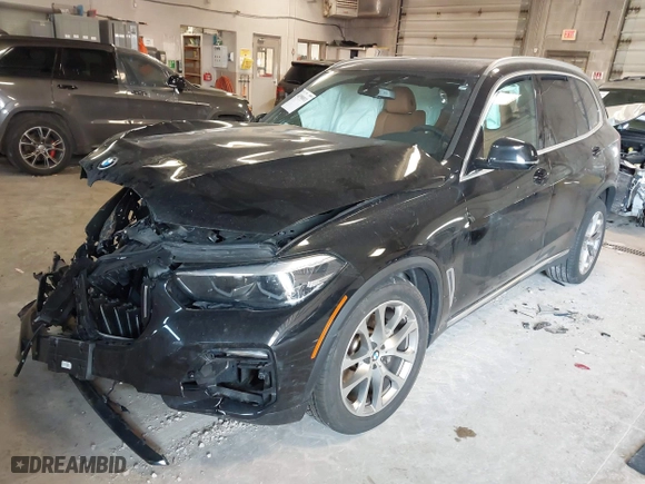 2021 BMW X5 xDrive40i with VIN 5UXCR6C01M9D94452, listed as a IAAI auction lot 41990011 with 1 mi miles. Bid and sale history available at carsss.com. Image 18.