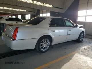 2011 Cadillac DTS Luxury Collection with VIN 1G6KD5E61BU121335, listed as a Copart auction lot 82408134 with 81,492 mi miles and Salvage Title. Bid and sale history available at DreamBid. Image 3.