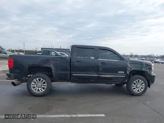 2015 Chevrolet Silverado 2500HD Built After Aug 14 High Country with VIN 1GC1KXE84FF536963, listed as a IAAI auction lot 41439878 with 191,471 mi miles. Bid and sale history available at carsss.com. Image 6.