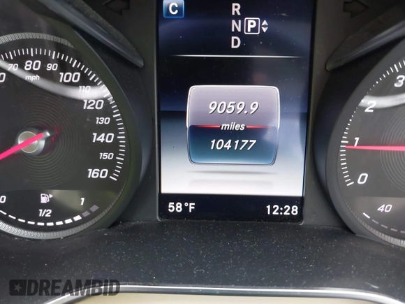 2015 Mercedes-Benz C-Class C 300 Luxury with VIN 55SWF4KBXFU052095, listed as a IAAI auction lot 41792142 with 104,177 mi miles. Bid and sale history available at carsss.com. Image 15.