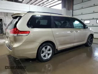 2014 Toyota Sienna LE AAS z VIN 5TDKK3DC7ES459300, wystawiony jako Copart lot #58664605 z przebiegiem 191 264 mil mil oraz Czysty tytuł • Clean title. Historia ofert i sprzedaży dostępna na DreamBid. Obrazek 3.
