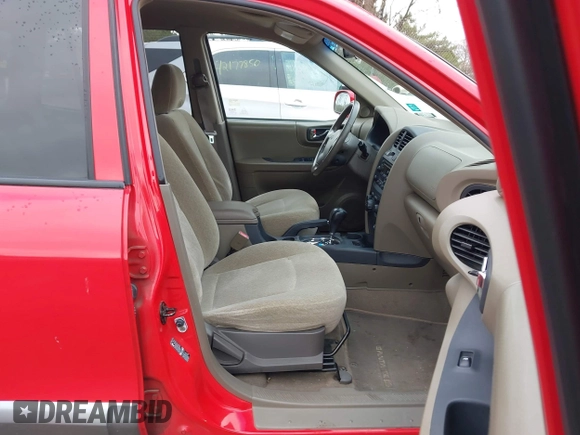 2004 Hyundai Santa Fe GLS with VIN KM8SC13D34U826307, listed as a IAAI auction lot 42151693 with 143,153 mi miles and . Bid and sale history available at DreamBid. Image 5.