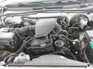 2011 Toyota Tacoma with VIN 5TFNX4CN4BX004286, listed as a IAAI auction lot 41808799 with 193,567 mi miles and . Bid and sale history available at DreamBid. Image 10.