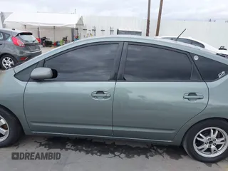 2004 Toyota Prius with VIN JTDKB20U840019578, listed as a IAAI auction lot 42045925 with Not Provided miles and . Bid and sale history available at DreamBid. Image 14.