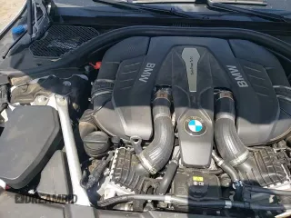 2019 BMW 7 Series 750i with VIN WBA7F0C55KGM24513, listed as a Copart auction lot 61728595 with 26,303 mi miles and Salvage title. Bid and sale history available at DreamBid. Image 13.