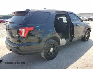 2019 Ford Police Interceptor Utility z VIN 1FM5K8AR8KGB23482, wystawiony jako Copart lot #69660284 z przebiegiem 33 397 mil mil oraz Szkoda całkowita • Salvage title. Historia ofert i sprzedaży dostępna na DreamBid. Obrazek 3.