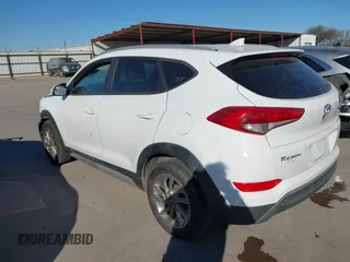 2018 Hyundai Tucson SEL with VIN KM8J3CA49JU743695, listed as a IAAI auction lot 41750675 with 109,045 mi miles. Bid and sale history available at carsss.com. Image 3.