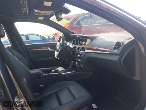 2013 Mercedes-Benz C-Class C 300 Sport with VIN WDDGF8AB4DR270366, listed as a IAAI auction lot 41964712 with 164,398 mi miles. Bid and sale history available at carsss.com. Image 5.