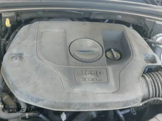 2023 Jeep Grand Cherokee Overland z VIN 1C4RJHDG8PC560416, wystawiony jako IAAI lot #42746164 z przebiegiem 16 237 mil mil oraz . Historia ofert i sprzedaży dostępna na DreamBid. Obrazek 20.