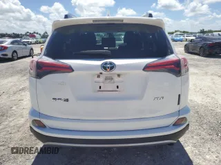 2018 Toyota RAV4 XLE z VIN JTMWFREVXJD127480, wystawiony jako Copart lot #61004625 z przebiegiem 33 179 mil mil oraz Szkoda całkowita • Salvage title. Historia ofert i sprzedaży dostępna na DreamBid. Obrazek 6.