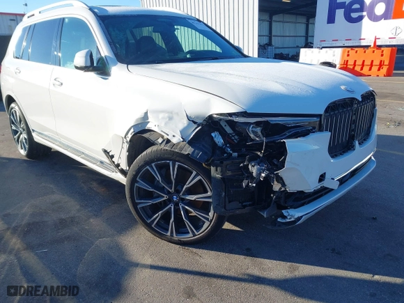 2020 BMW X7 xDrive40i with VIN 5UXCW2C03L9C67539, listed as a IAAI auction lot 41261357 with 46,654 mi miles. Bid and sale history available at carsss.com. Image 6.