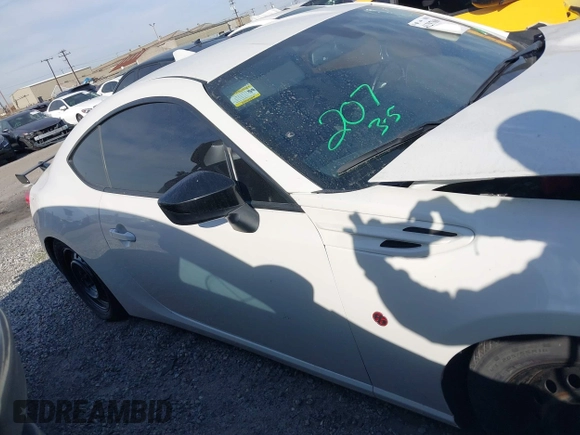 2018 Toyota 86 GT with VIN JF1ZNAE19J9701588, listed as a IAAI auction lot 41297869 with 44,508 mi miles. Bid and sale history available at carsss.com. Image 13.