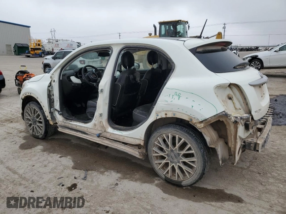 2017 FIAT 500X Lounge with VIN ZFBCFXDB4HP615415, listed as a Copart auction lot 43737305 with 114,259 mi miles and Salvage title. Bid and sale history available at DreamBid. Image 2.