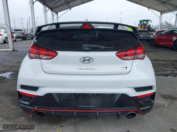 2020 Hyundai Veloster N with VIN KMHT36AH6LU008009, listed as a IAAI auction lot 41775605 with 84,029 mi miles. Bid and sale history available at carsss.com. Image 16.