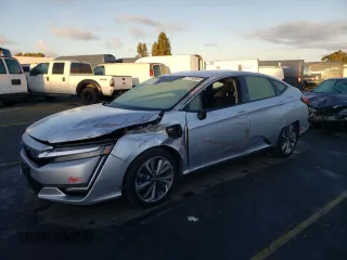2018 Honda Clarity Plug-In Hybrid with VIN JHMZC5F11JC014094, listed as a Copart auction lot 77758384 with 68,995 mi miles and Salvage Title. Bid and sale history available at carsss.com. Image 1.