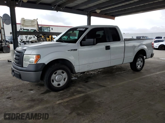 2009 Ford F-150 STX with VIN 1FTRX12809KB40594, listed as a Copart auction lot 49346625 with 490,523 mi miles and Clean Title. Bid and sale history available at carsss.com. Image 1.