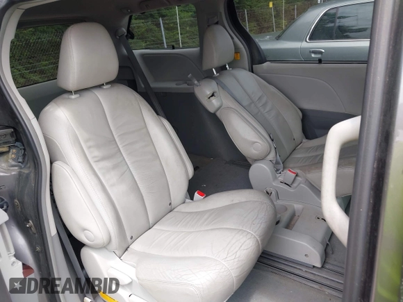 2012 Toyota Sienna XLE AAS with VIN 5TDYK3DC0CS199104, listed as a IAAI auction lot 42439665 with 252,187 mi miles and . Bid and sale history available at DreamBid. Image 8.