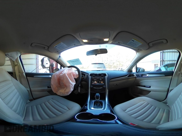 2014 Ford Fusion SE Hybrid with VIN 3FA6P0LU0ER373945, listed as a IAAI auction lot 41810533 with 82,177 mi miles. Bid and sale history available at carsss.com. Image 18.