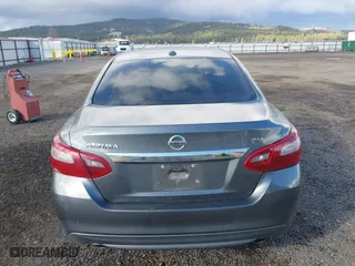 2018 Nissan Altima 2.5 SR with VIN 1N4AL3APXJC123240, listed as a IAAI auction lot 41808689 with 111,920 mi miles. Bid and sale history available at carsss.com. Image 17.