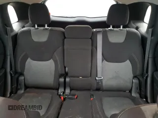 2017 Jeep Cherokee Altitude z VIN 1C4PJLABXHW578483, wystawiony jako Copart lot #84121914 z przebiegiem 118 259 mil mil oraz Szkoda całkowita • Salvage title. Historia ofert i sprzedaży dostępna na DreamBid. Obrazek 10.