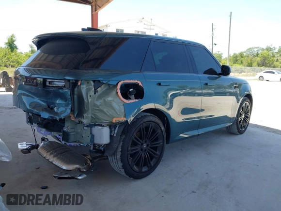 2024 Land Rover Range Rover Sport Dynamic SE z VIN SAL1L9FU7RA413561, wystawiony jako IAAI lot #42123500 z przebiegiem 8 319 mil mil oraz . Historia ofert i sprzedaży dostępna na DreamBid. Obrazek 4.