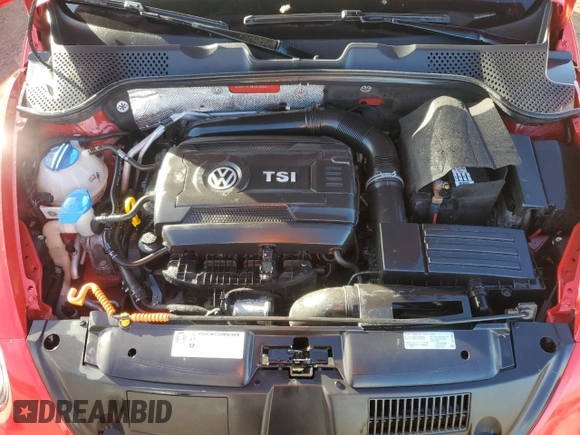 2014 Volkswagen Beetle 1.8T w/Premium z VIN 3VW517AT9EM819966, wystawiony jako Copart lot #76990014 z przebiegiem Nie podano mil oraz Nie do naprawy • Non repairable. Historia ofert i sprzedaży dostępna na DreamBid. Obrazek 11.