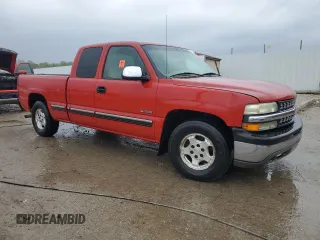 2002 Chevrolet Silverado 1500 LT with VIN 2GCEC19T221425212, listed as a Copart auction lot 52152355 with 230,677 mi miles and Non Repairable. Bid and sale history available at DreamBid. Image 4.