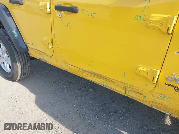 2019 Jeep Wrangler Unlimited Sport S with VIN 1C4HJXDG4KW579364, listed as a IAAI auction lot 41809318 with 22,370 mi miles and . Bid and sale history available at DreamBid. Image 6.