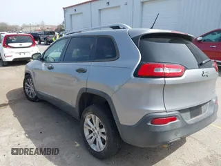 2015 Jeep Cherokee Sport with VIN 1C4PJLAB2FW696010, listed as a IAAI auction lot 42032956 with 88,323 mi miles. Bid and sale history available at carsss.com. Image 3.