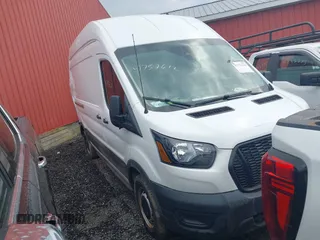2022 Ford Transit Cargo z VIN 1FTBW1X88NKA48592, wystawiony jako IAAI lot #41757612 z przebiegiem 40 770 mil mil oraz . Historia ofert i sprzedaży dostępna na DreamBid. Obrazek 1.