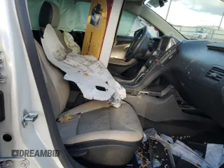 2012 Chevrolet Volt with VIN 1G1RD6E44CU106371, listed as a Copart auction lot 80160984 with Not Provided miles and Salvage Title. Bid and sale history available at carsss.com. Image 7.