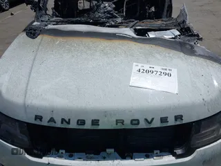 2019 Land Rover Range Rover Sport HSE z VIN SALWR2RV2KA814148, wystawiony jako IAAI lot #42097290 z przebiegiem Nie podano mil oraz . Historia ofert i sprzedaży dostępna na DreamBid. Obrazek 10.