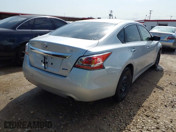 2014 Nissan Altima S with VIN 1N4AL3AP5EN255056, listed as a IAAI auction lot 41927452 with 161,229 mi miles and . Bid and sale history available at DreamBid. Image 4.
