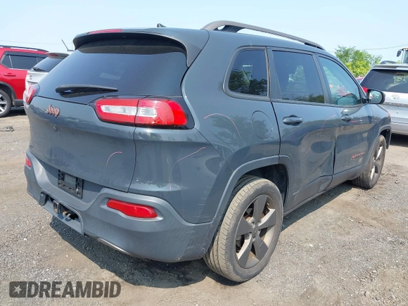2017 Jeep Cherokee Latitude с VIN 1C4PJLCB7HW507397, выставлен на аукционе IAAI как лот 42382161 с пробегом 87 359 миль миль и . История ставок и продаж доступна на DreamBid. Изображение 4.