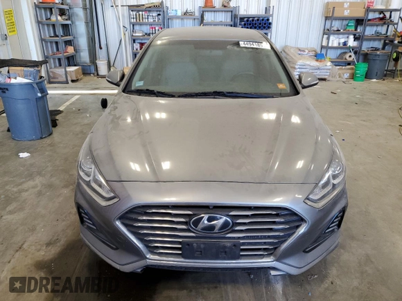 2018 Hyundai Sonata Hybrid SE with VIN KMHE24L37JA078635, listed as a Copart auction lot 44941895 with 159,012 mi miles and Clean Title. Bid and sale history available at carsss.com. Image 5.