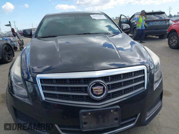 2013 Cadillac ATS z VIN 1G6AA5RX9D0167867, wystawiony jako IAAI lot #41945699 z przebiegiem 166 040 mil mil oraz . Historia ofert i sprzedaży dostępna na DreamBid. Obrazek 12.